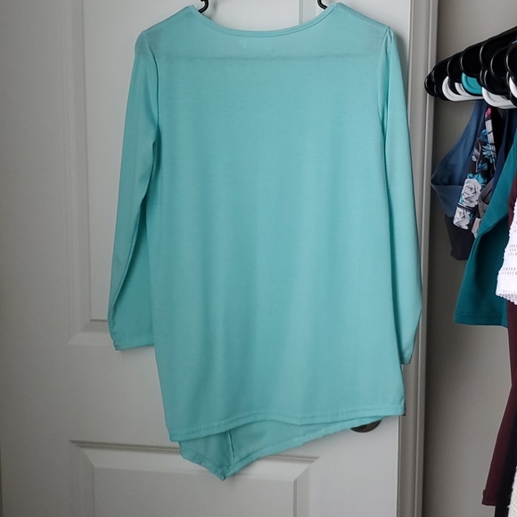 Tunic - Picture 3 of 3